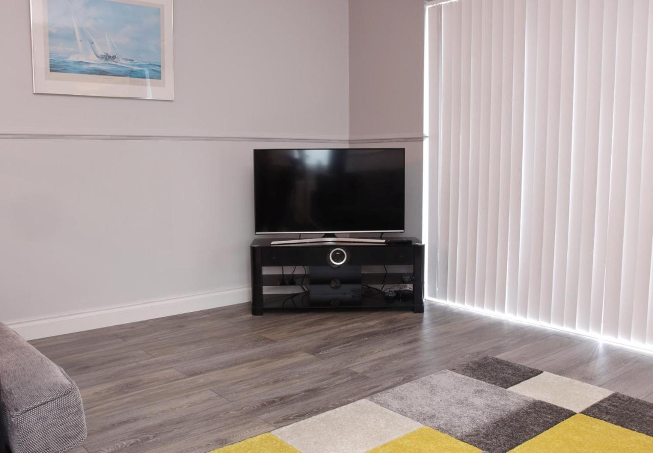 Bayview Apartments Ballygally  Екстер'єр фото