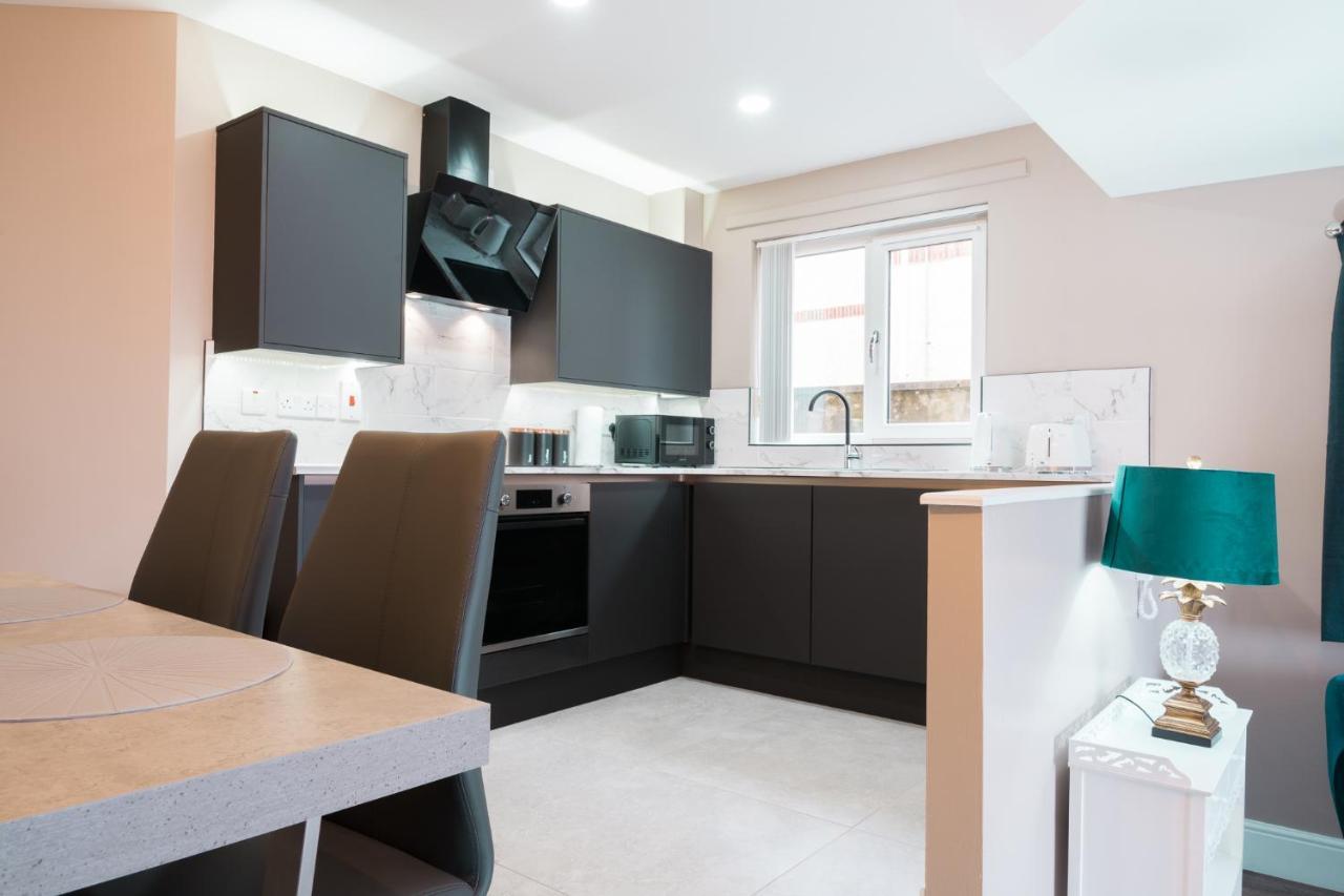 Bayview Apartments Ballygally  Екстер'єр фото
