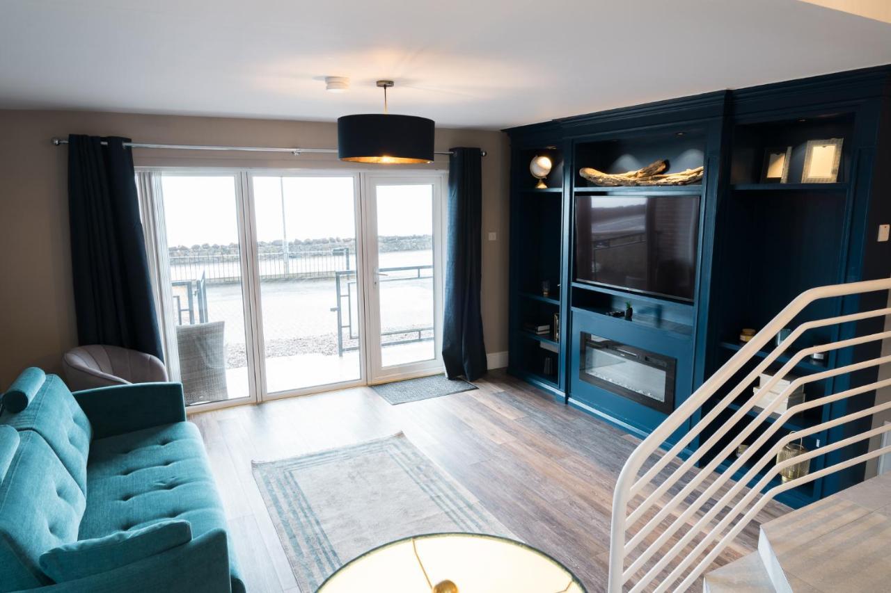 Bayview Apartments Ballygally  Екстер'єр фото
