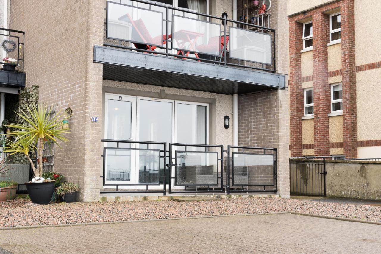 Bayview Apartments Ballygally  Екстер'єр фото